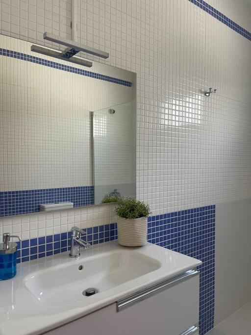 Casa Mesana Nuevo Apartamento En La Playa Con Aire Acondicionado Playa Honda  Exterior foto